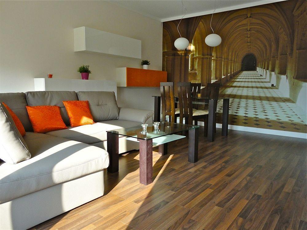 Apartment Aparts *